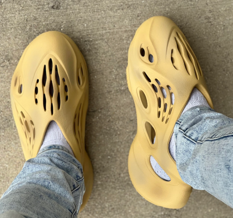 adidas Yeezy Foam Runner “Desert Sand”