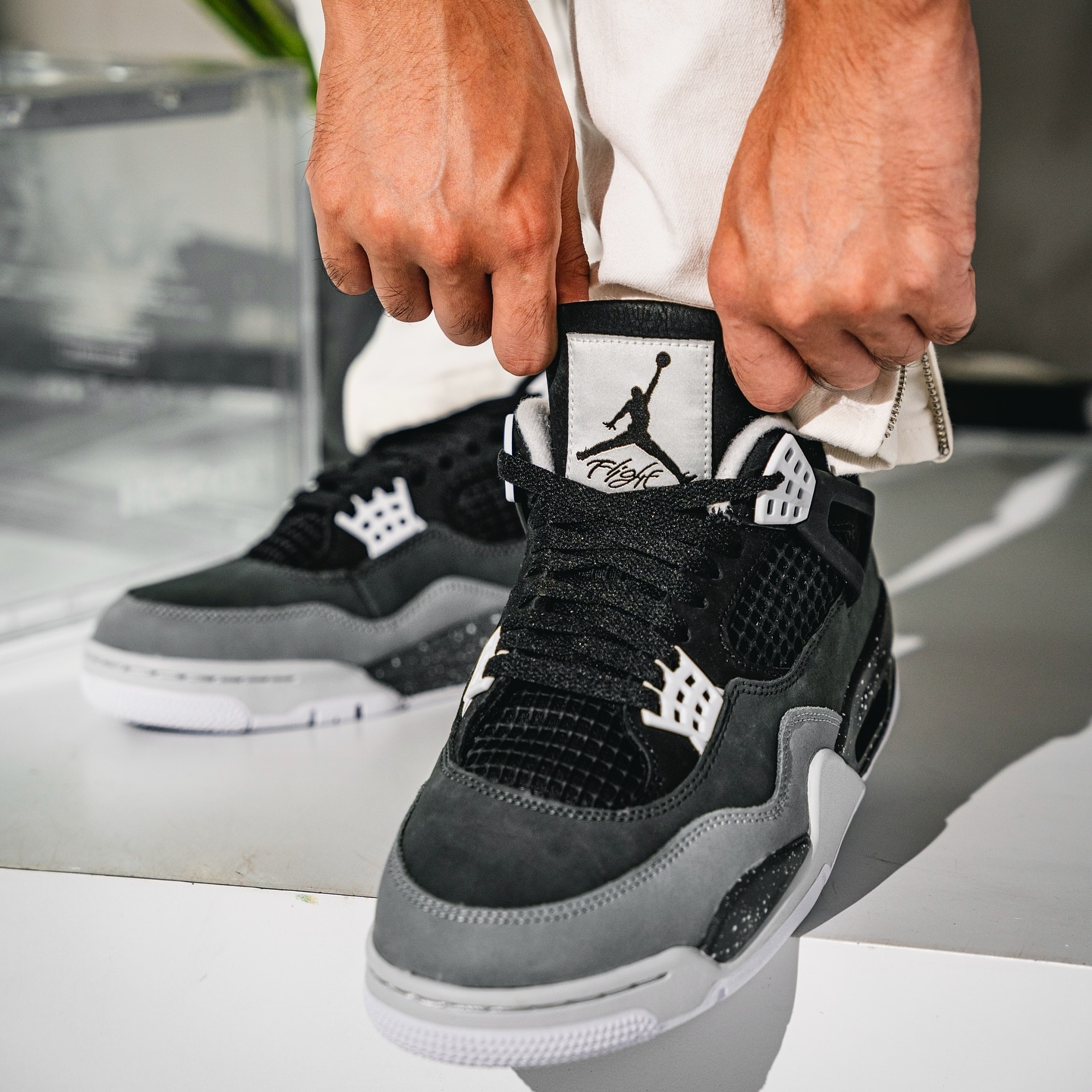 Replica Nike Air Jordan 4 “Fear”